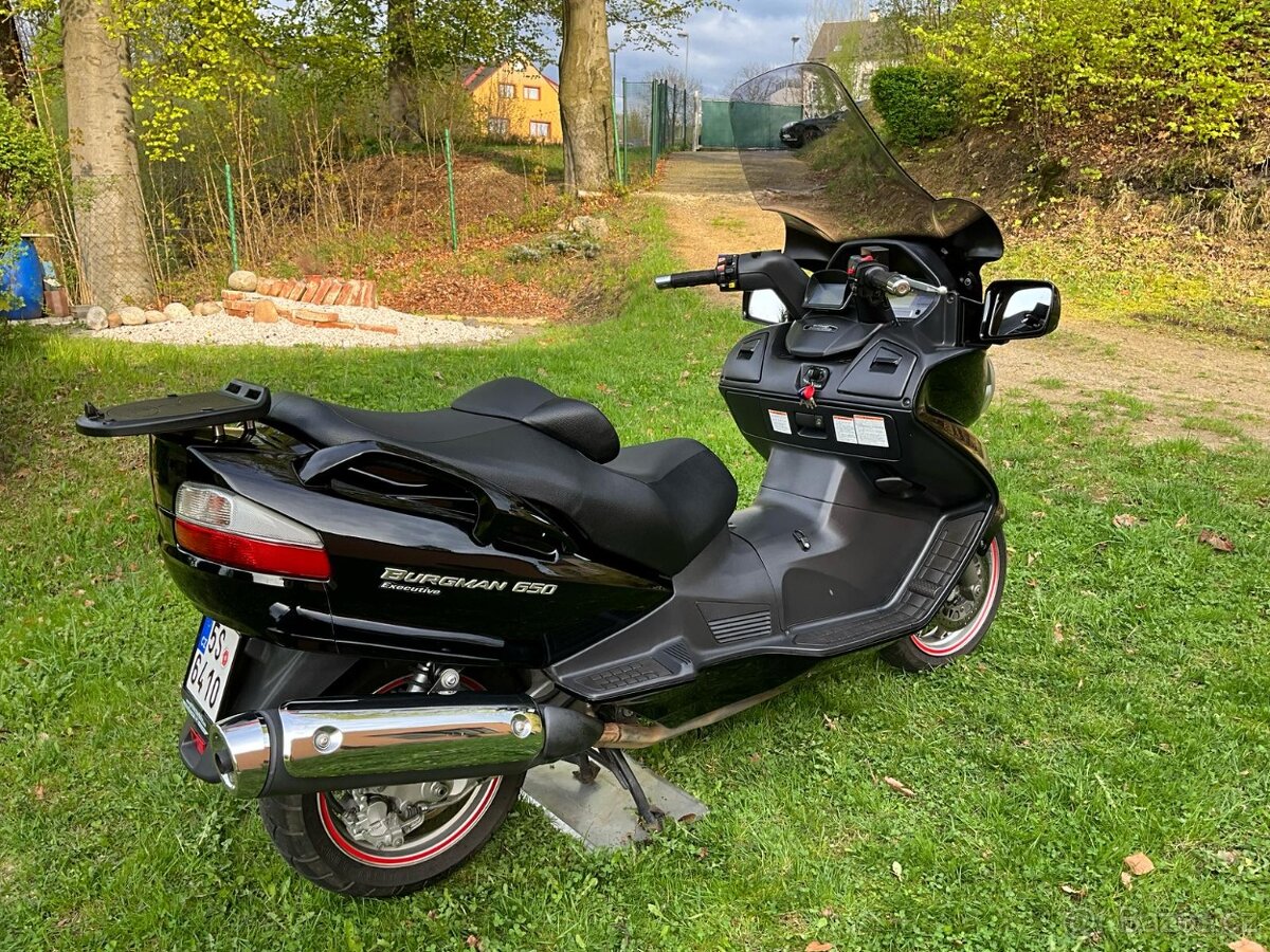 SUZUKI BURGMAN 650 Executive ABS - perfektní stav. - 2