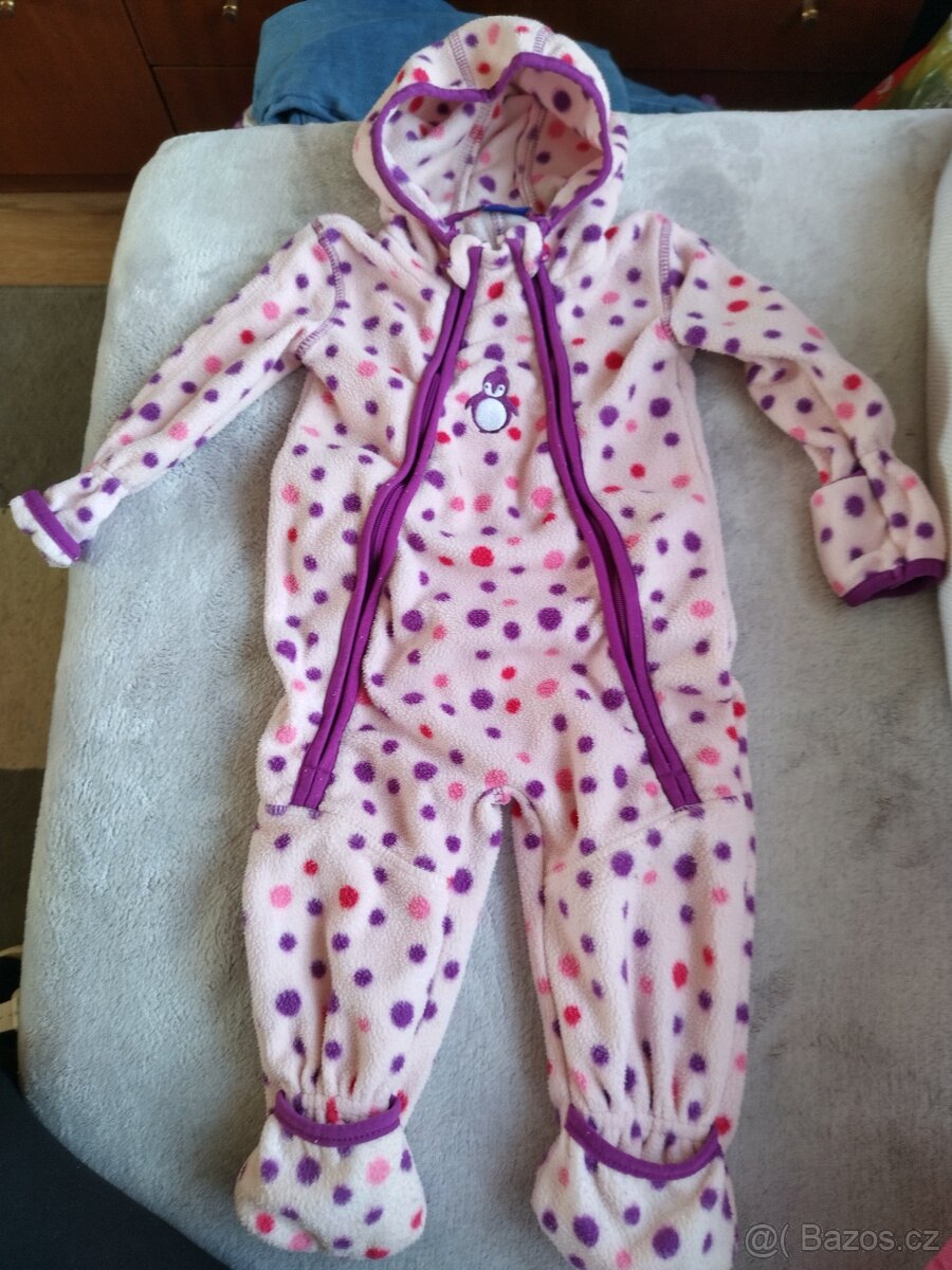 Kombinéza a overal 6 - 9 měsíců - 2