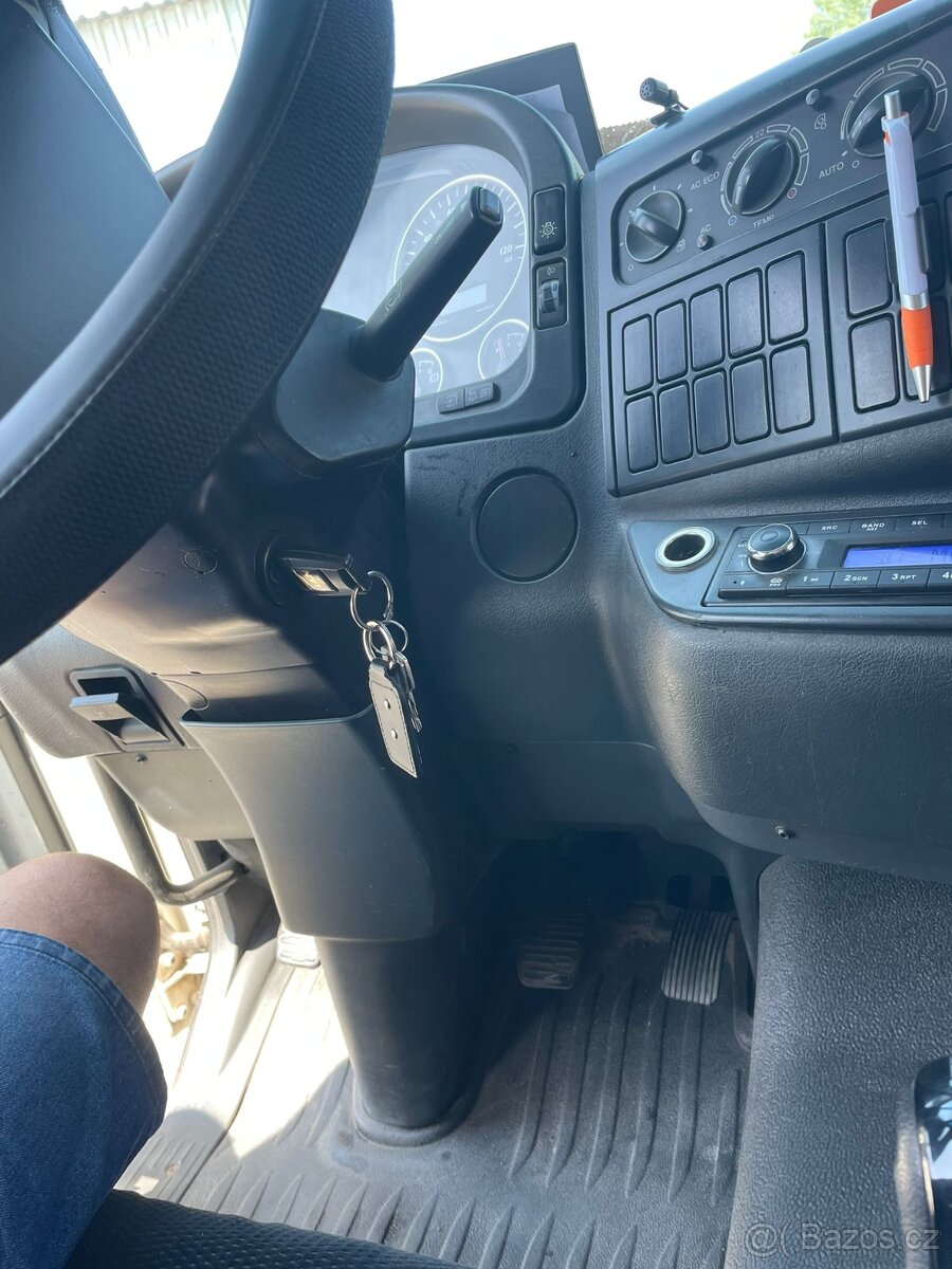 MAN TGL 12 250 rok. 2012 euro5. Valník plachta.18palet - 2