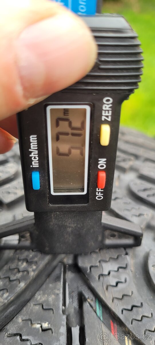 Zimní pneu 175/65/15 4×6mm - 2