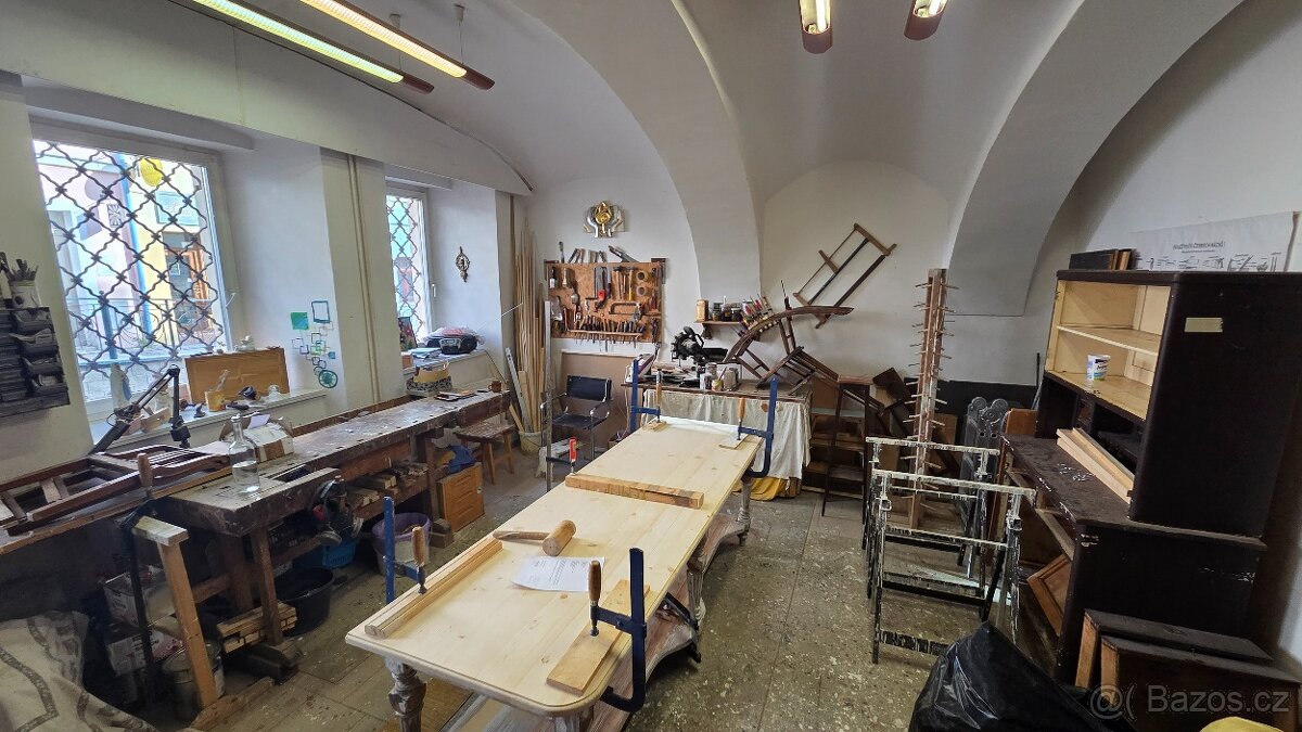 Pronajmu obchodní prostor v centru České Lípy - 2