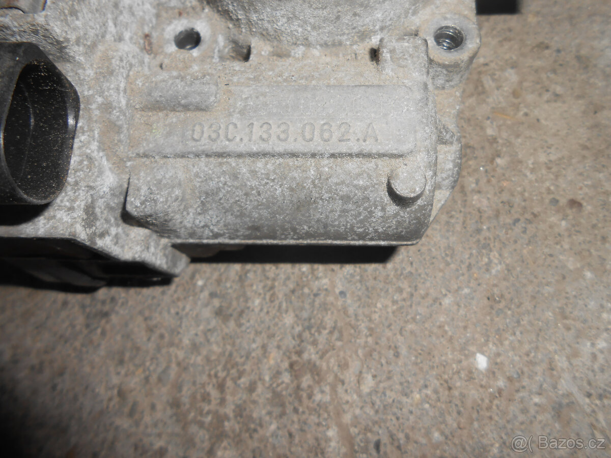 VW škrtící klapka 1.4FSi 1.6FSi A3 Octavia Golf 03C133062A - 2