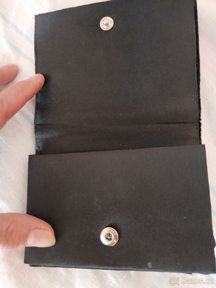 Korálková společenská peněženka - 2