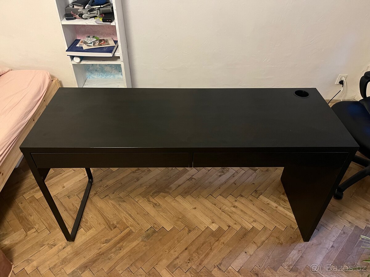 IKEA stůl - 2