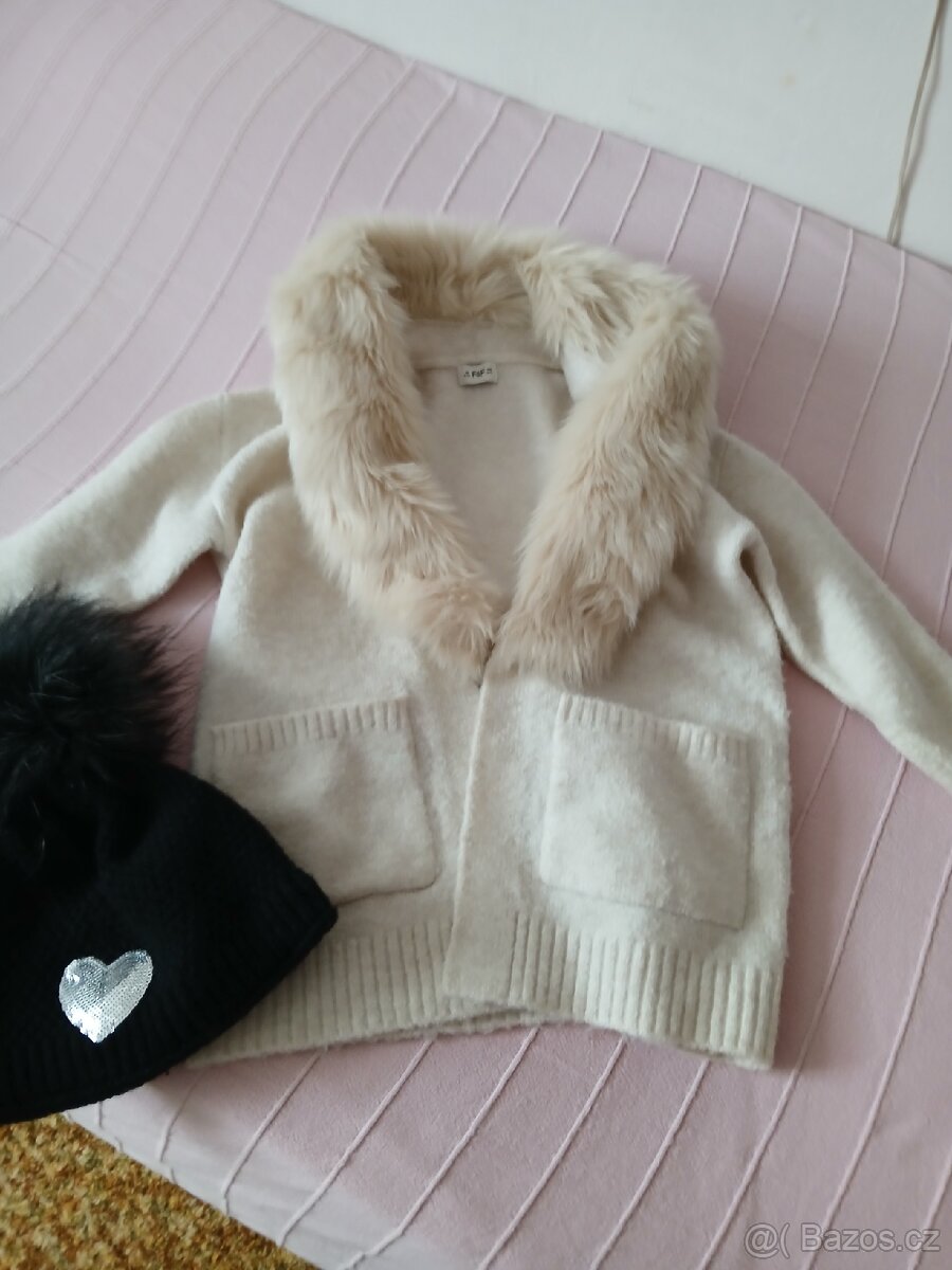 Svetrik detsky + čepice zdarma - 2