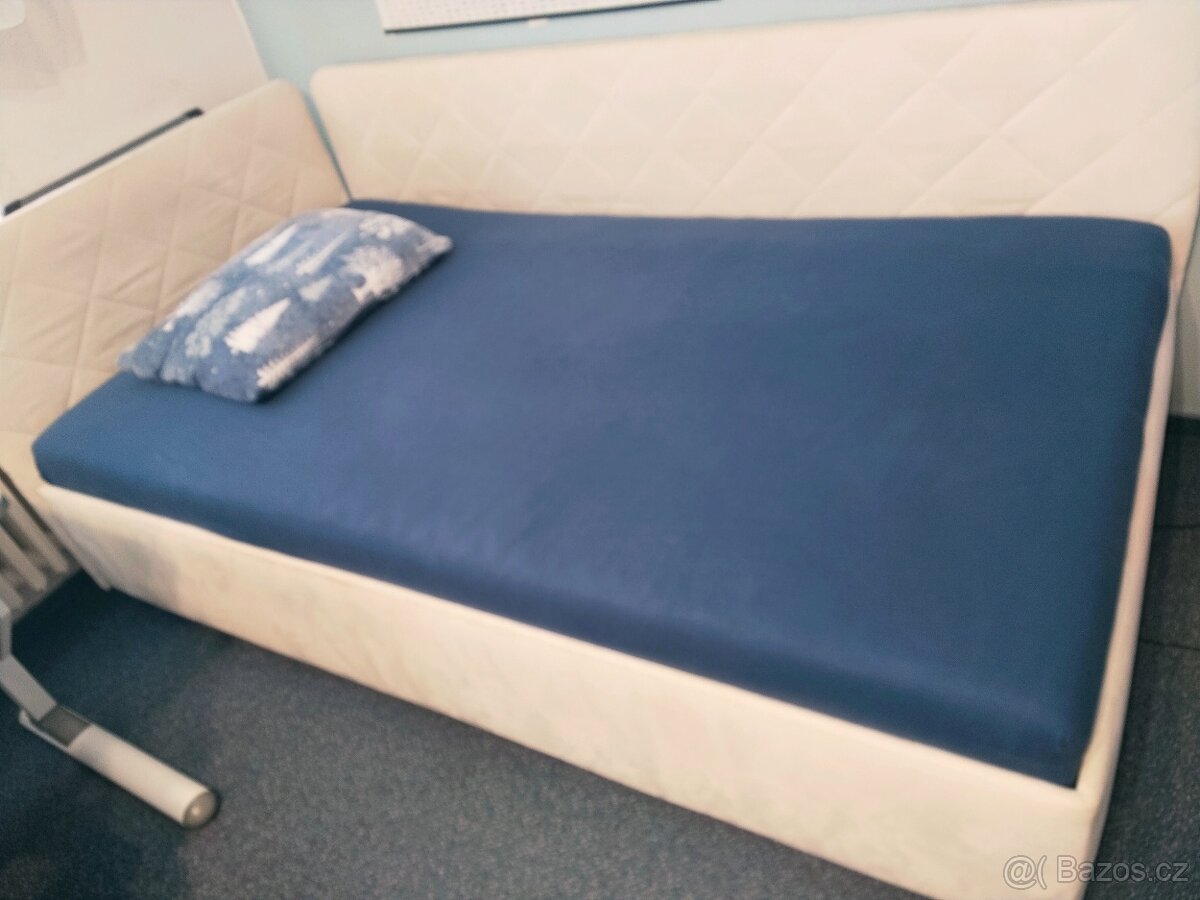 Postel s matrací - 2