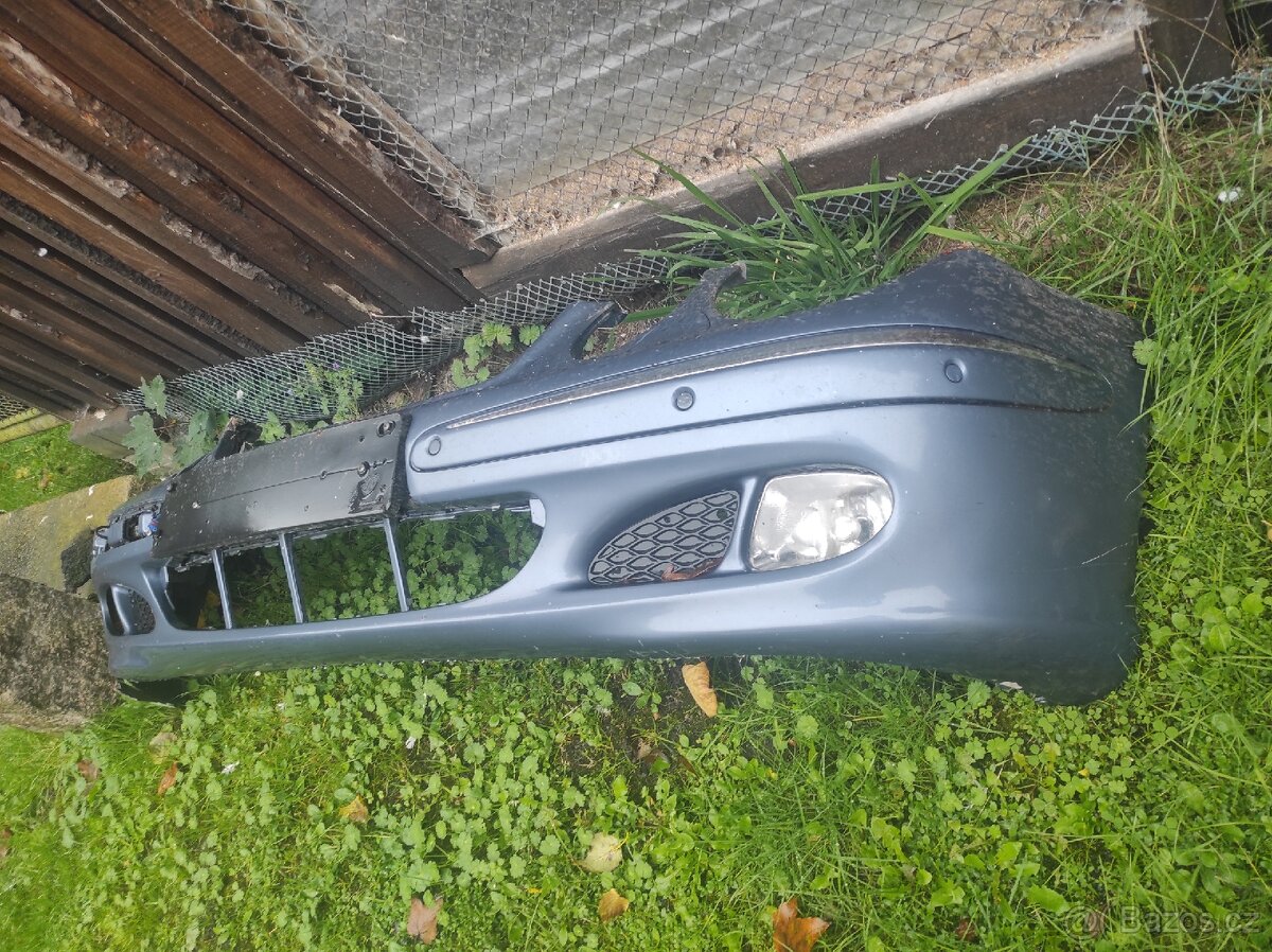 Nárazník w211 predfacelift - 2