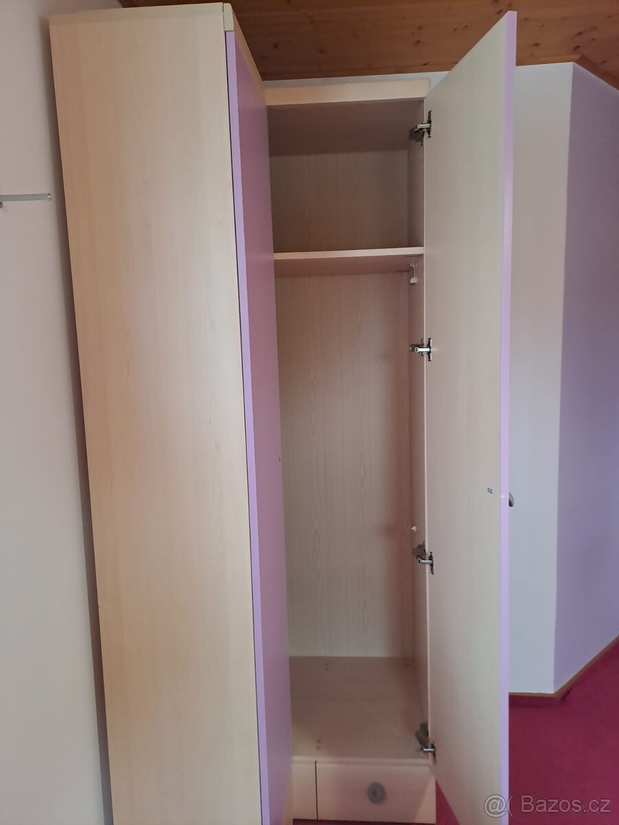 sestava nábytku do dětského pokoje - 2