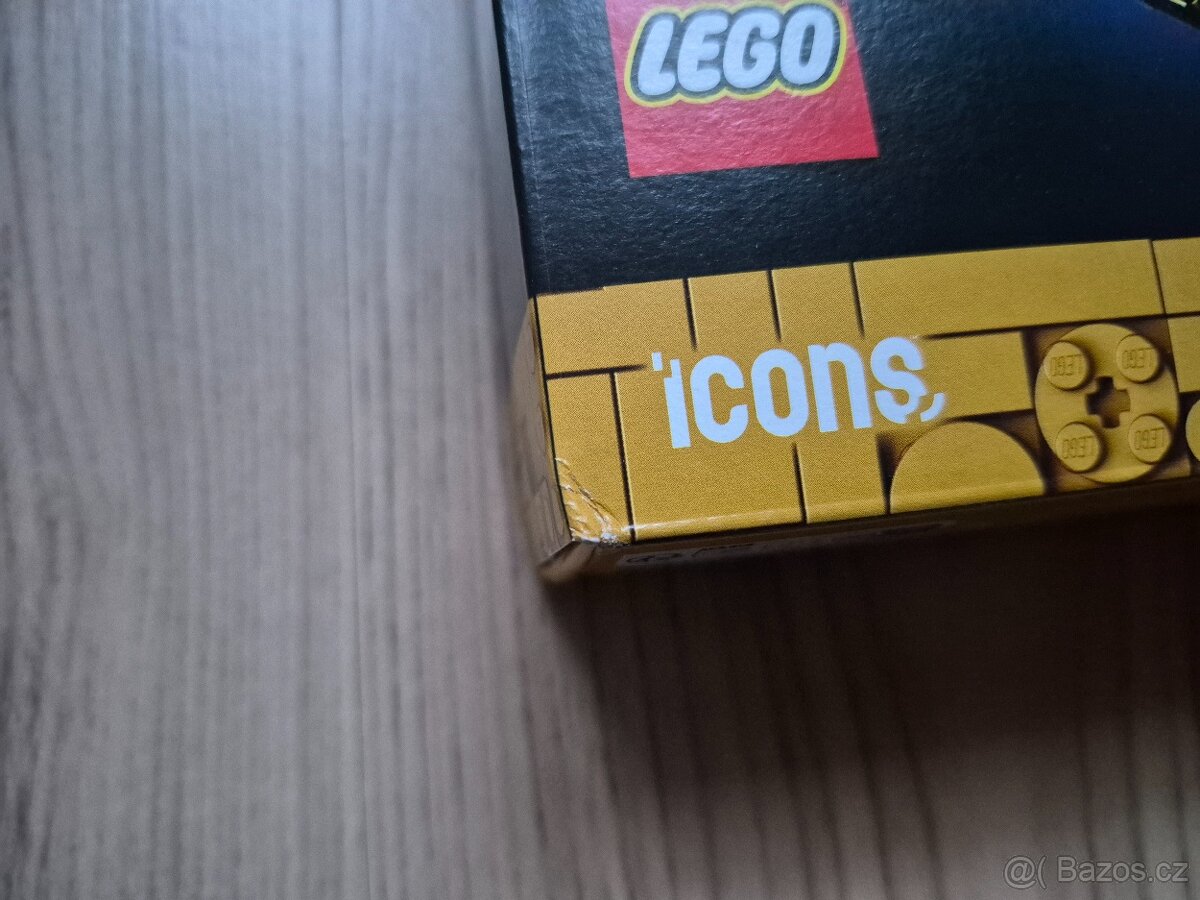 LEGO 40768 Star Trek: Type-15 Shuttlepod™ - 2