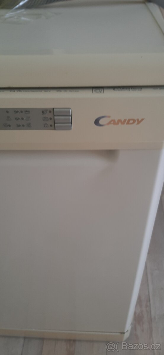 Myčka na nádobí Candy - 2