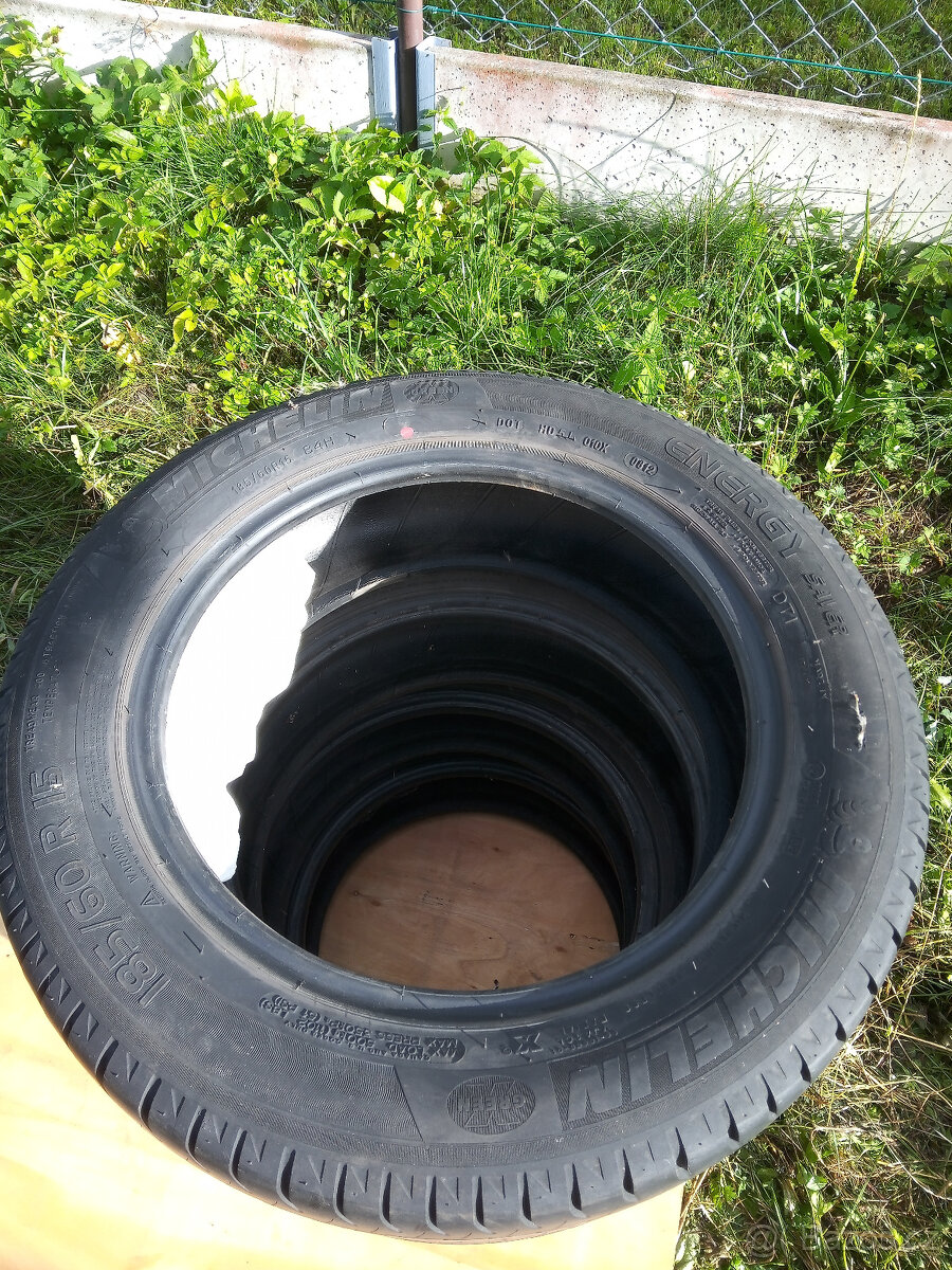 Letni Michelin 185/60 R15 4ks - 2