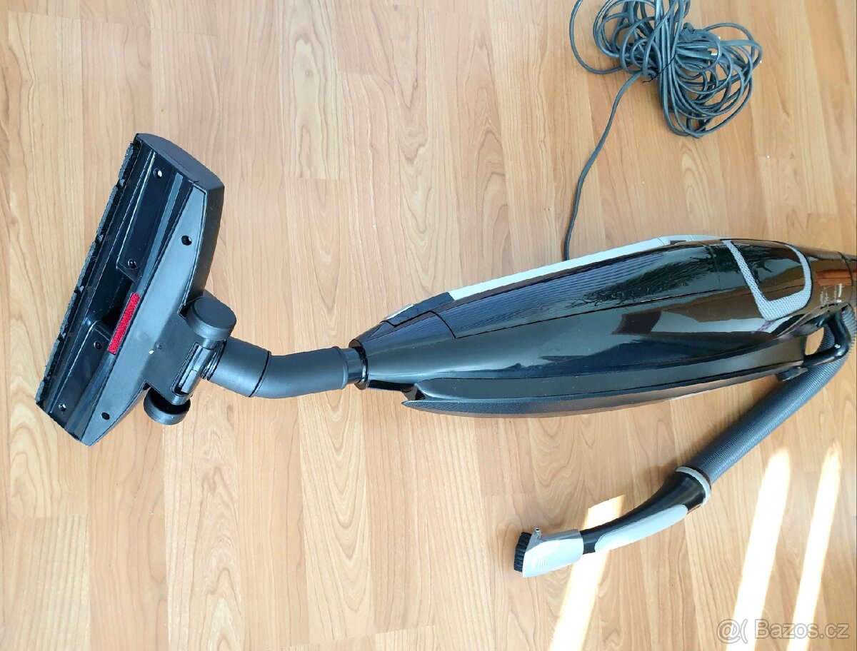 Tyčový sáčkový vysavač Hoover DV16 011 - 2