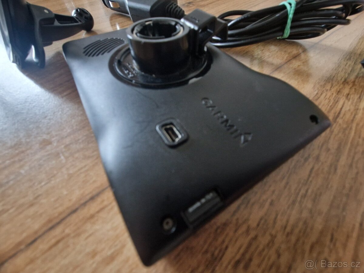 Automobilová navigace Garmin - 2