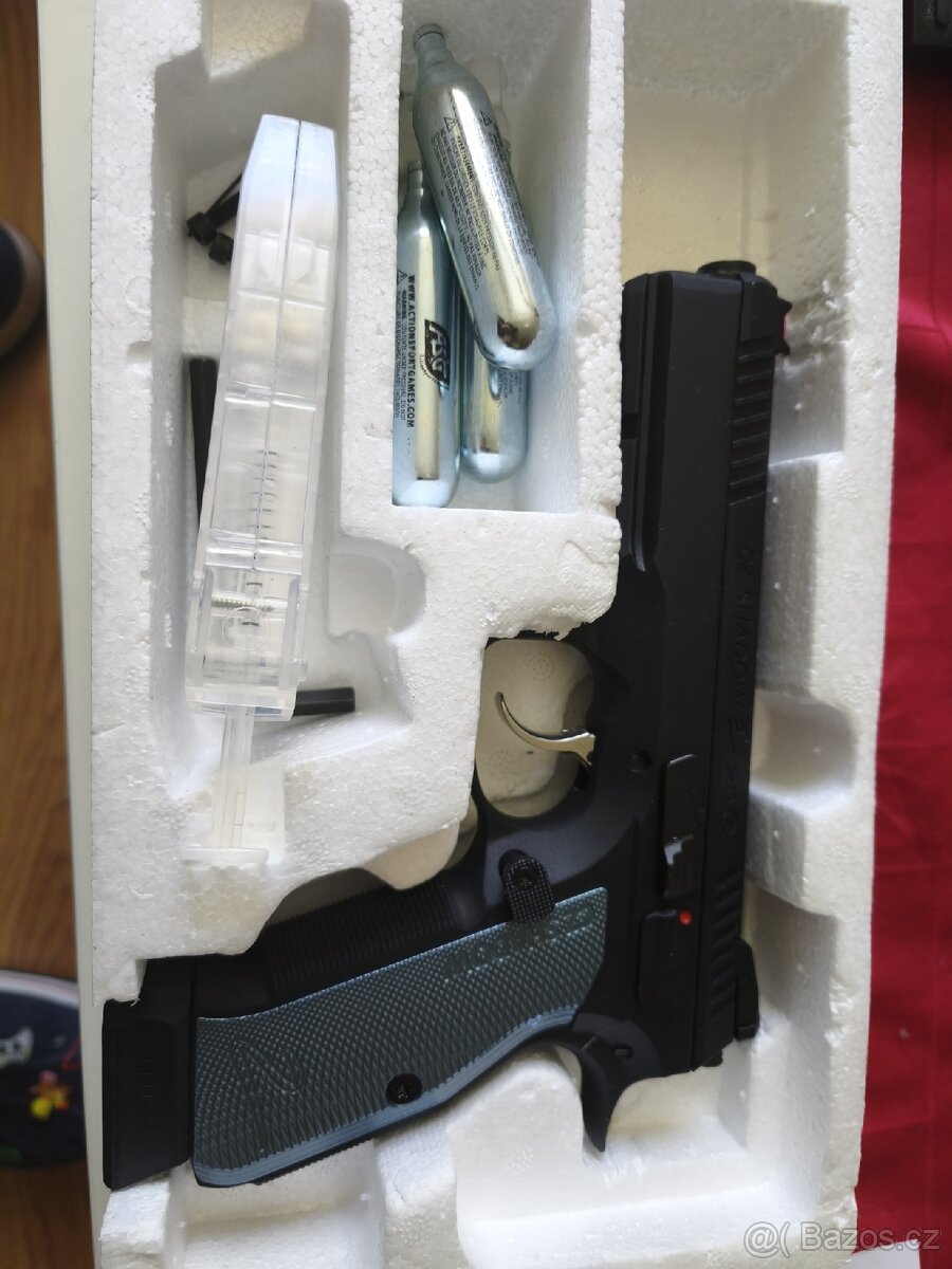 Airsoft pistole - 2