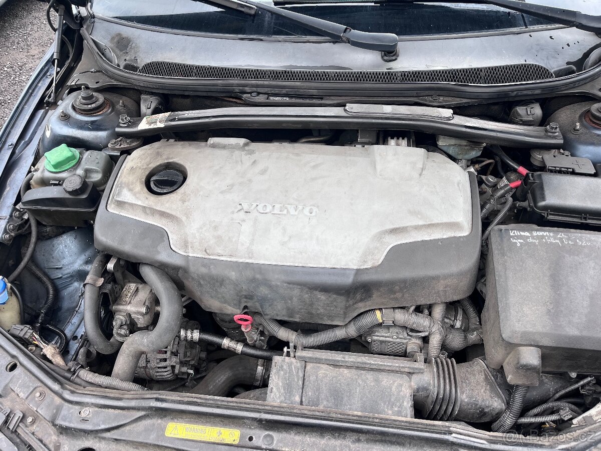 Volvo v70 p2 D5 136kw - 2