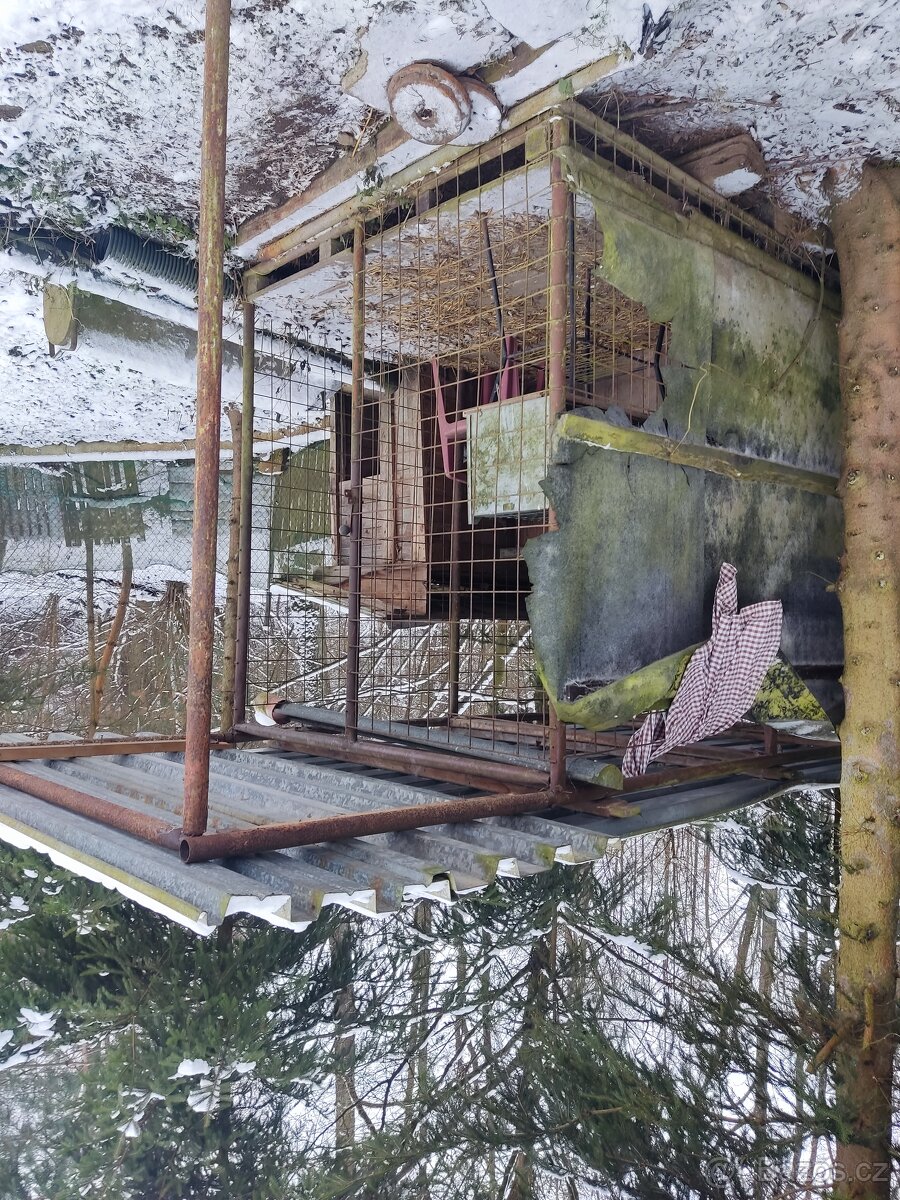 Kotec pro psa s boudou - 2