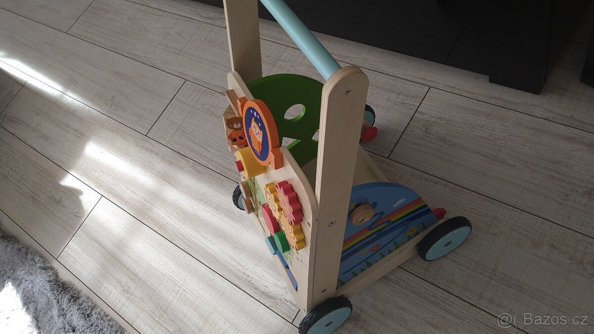 dětský dřevěný vozíček - 2
