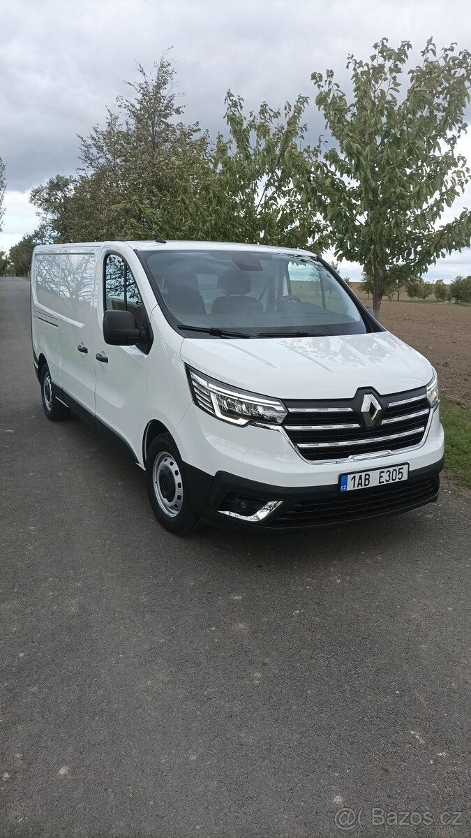 Renault Trafic - 2