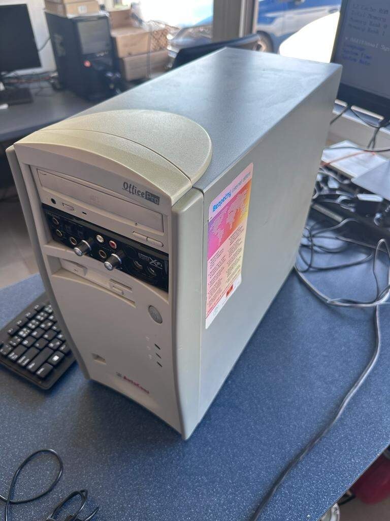 PC Autocont Office Pro P4 2.6GHz/1GB RAM/3.5 FDD/CDR/X-Fi - 2