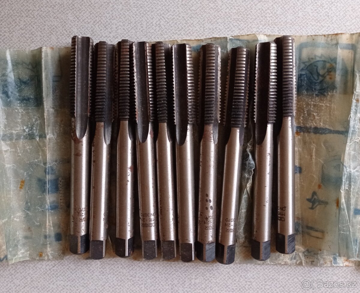 Závitníky NAREX - 2