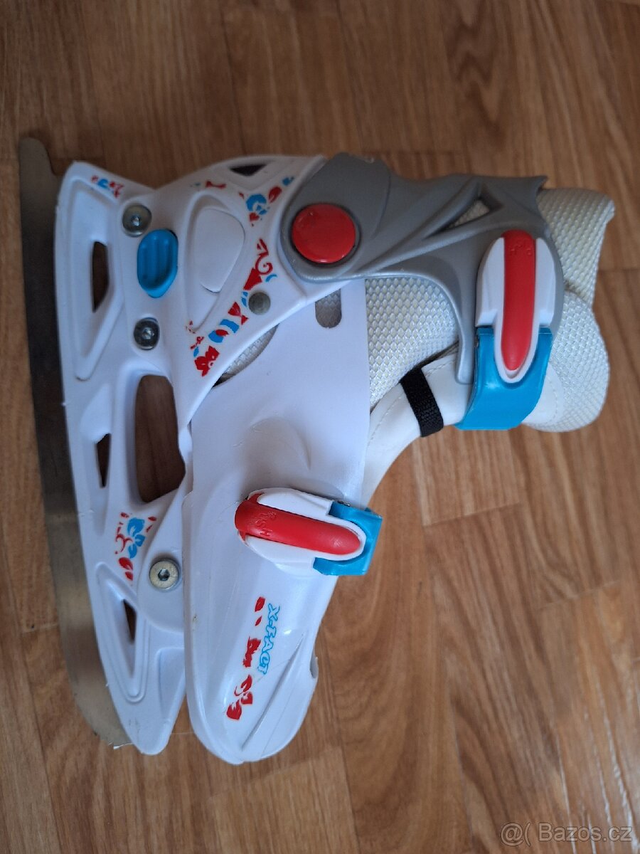 Dívčí brusle vel.31-34 - 2