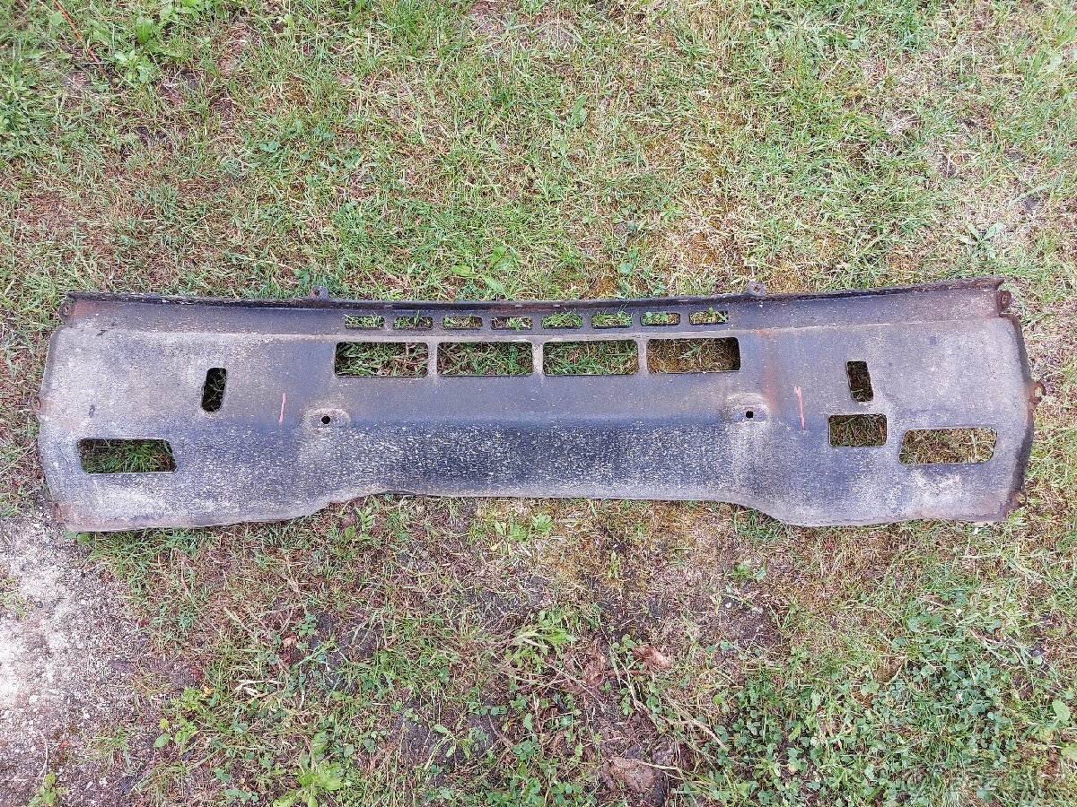 Přední čelo Škoda 120 M - 2