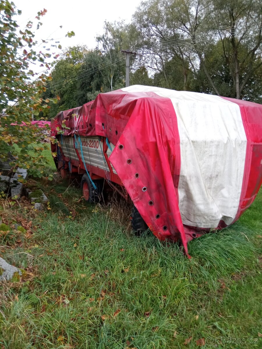 Sběrací vůz Krone - 2