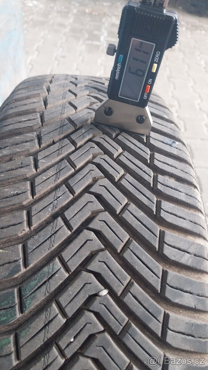 Prodám 2 x pneu Continental 185/60/15 - 2