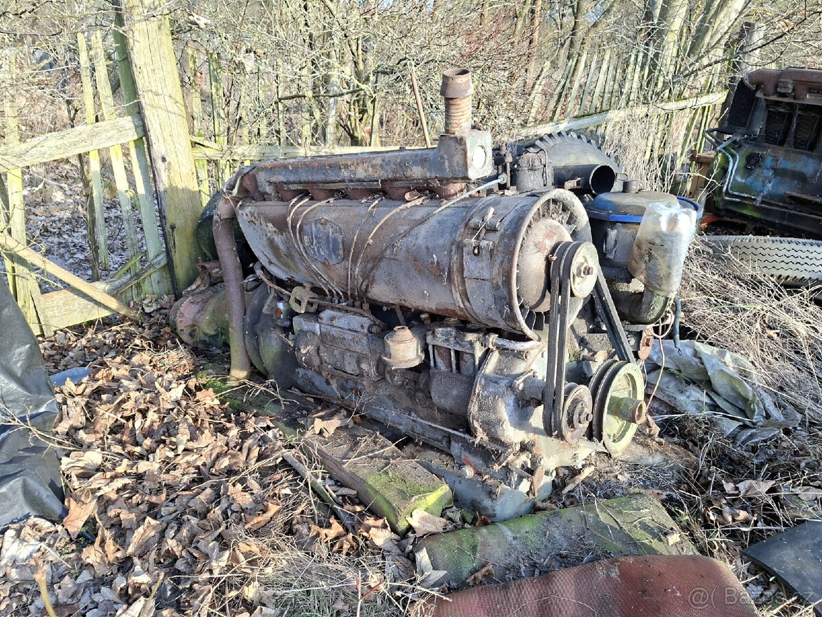 Motor s převodovku Praga V3S - 2