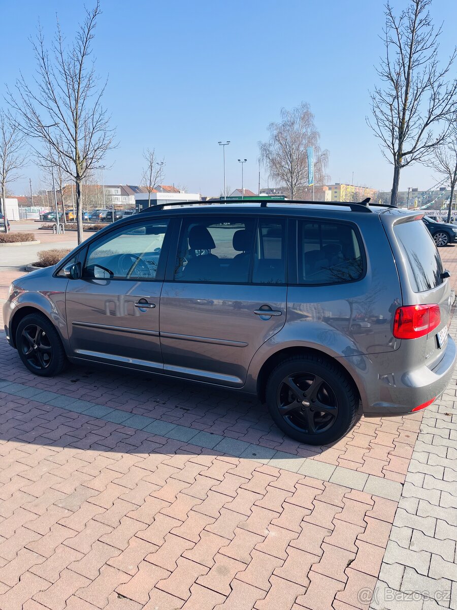 Volkswagen Touran TDI 1.6 - 2