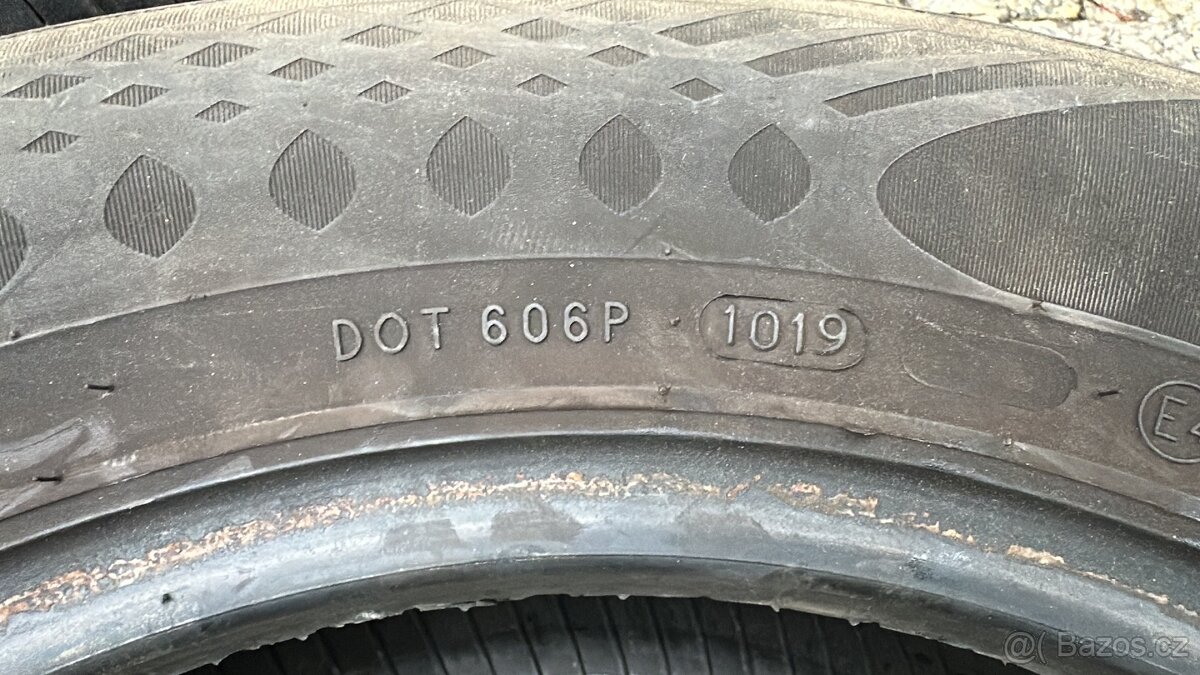 195/65 R15 NOKIAN letní - 2