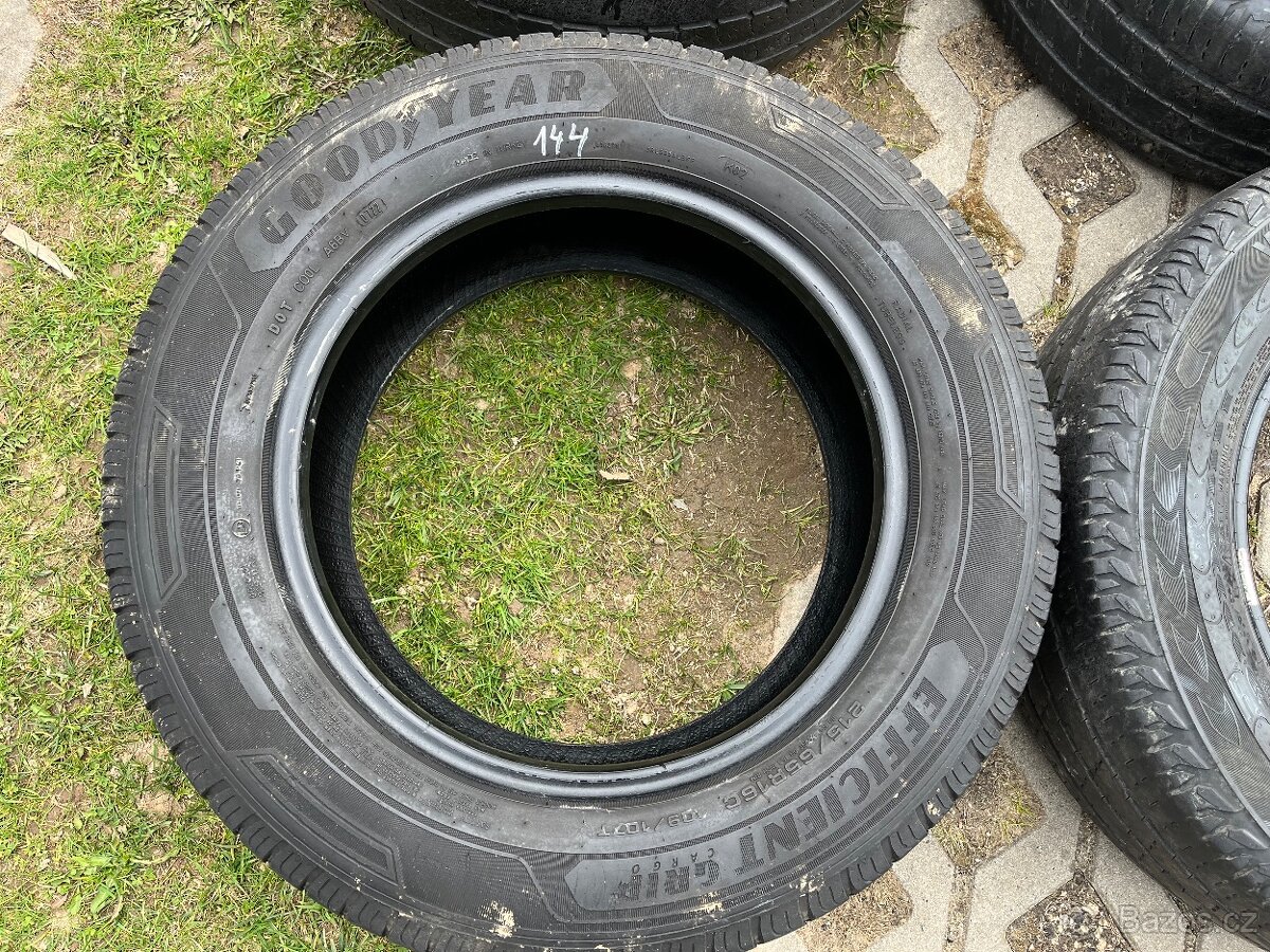 4x letní pneu 215/65/16C - 2