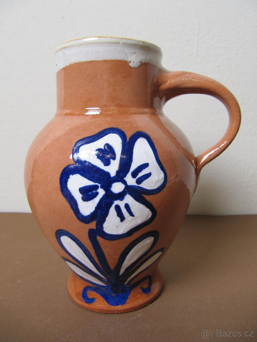 džbánek s květinou - 2
