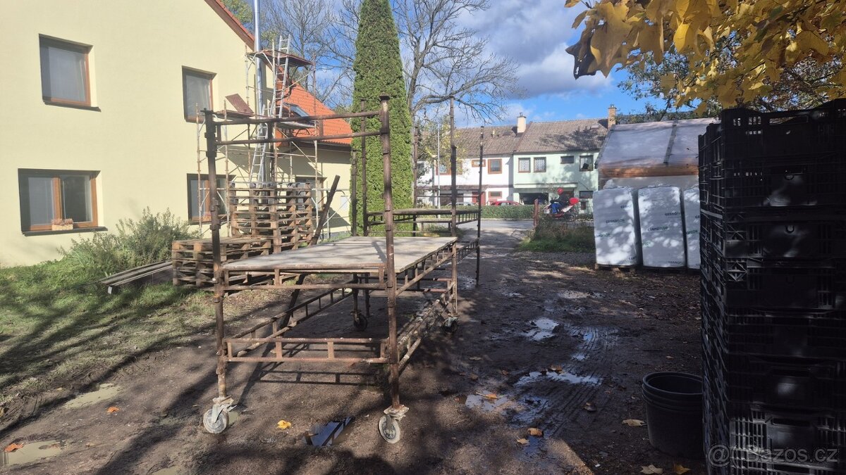 Prodám Haki lešení - 2