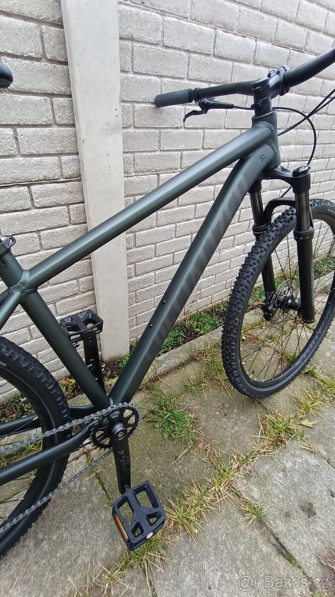 Horské kolo specialized Rockhopper comp 29 L - 2