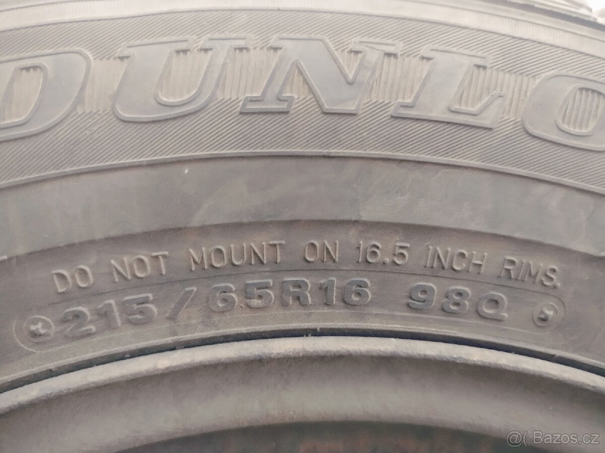 Prodám zimní pneumatiky na diskah 215/65/16/C . - 2