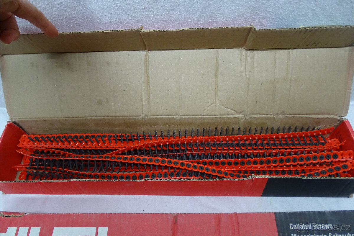 Páskované šrouby Hilti do sádrokartonu 2 rozměry - 2