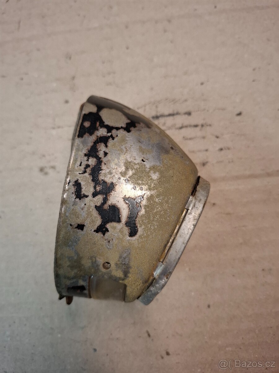 Zadni svetlo na historicky motocykl - 2