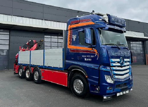 Mercedes-Benz Actros 3251 8x2 - valník s hydraulickou rukou - 2