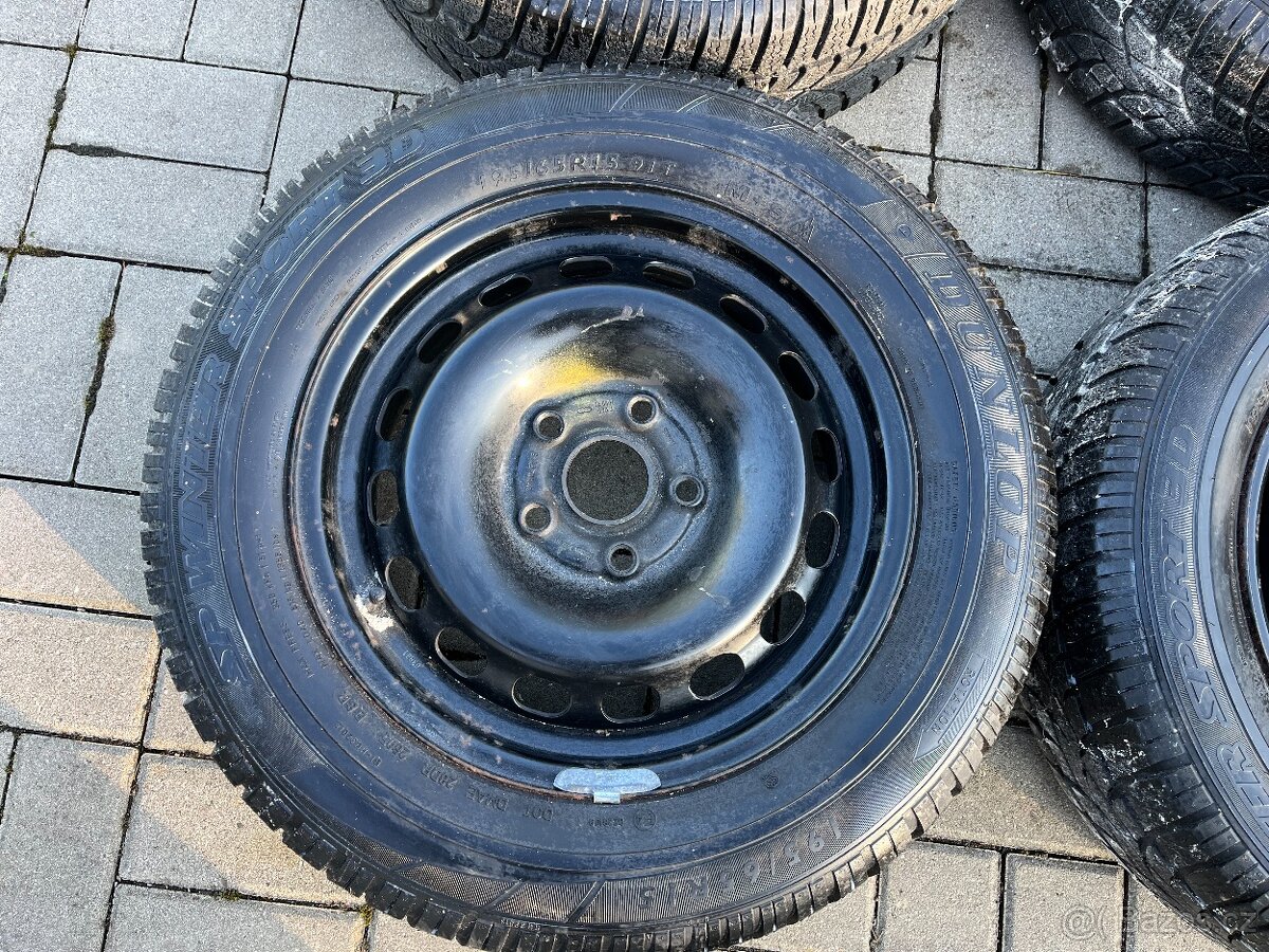 4x plechové disky vw 5x112 R15, zimní pneu 70% - 2