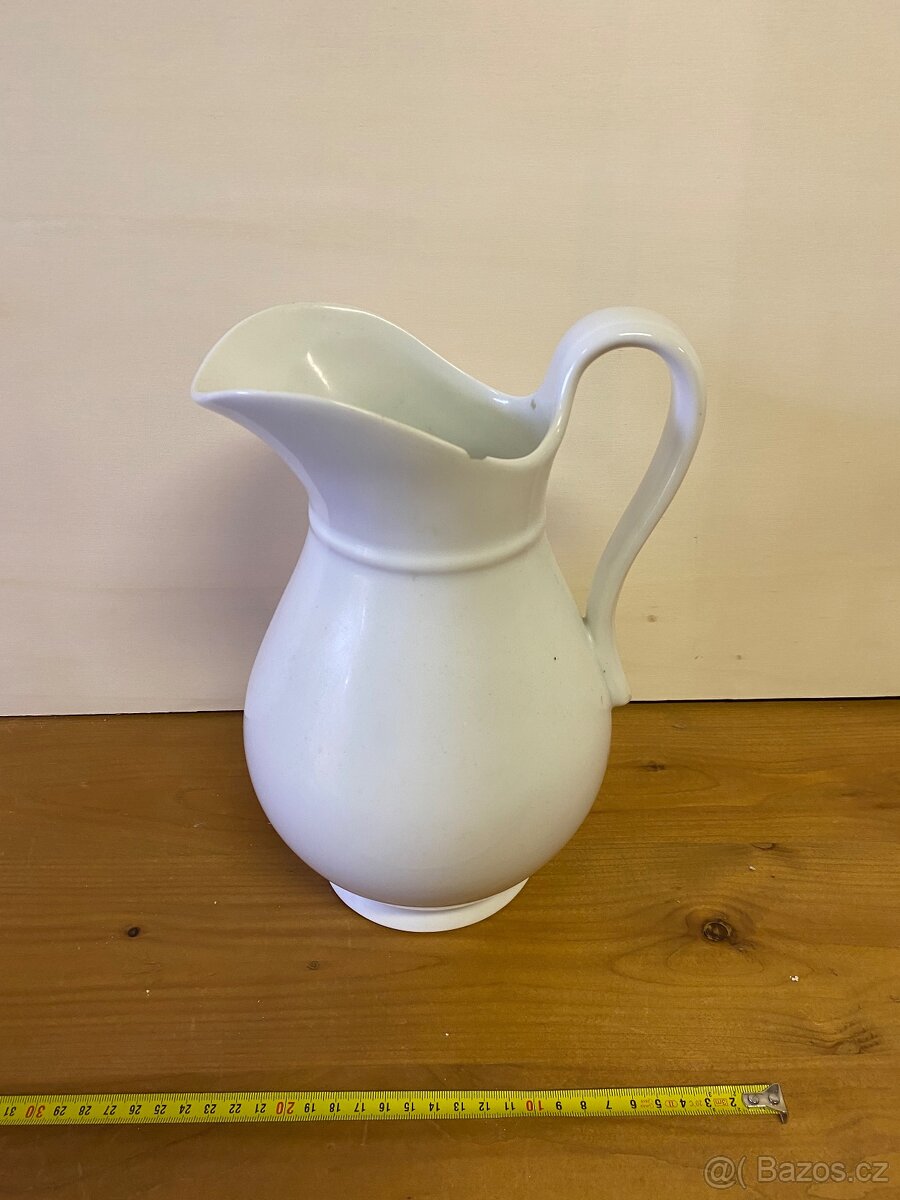 Starý porcelánový džbán - 2