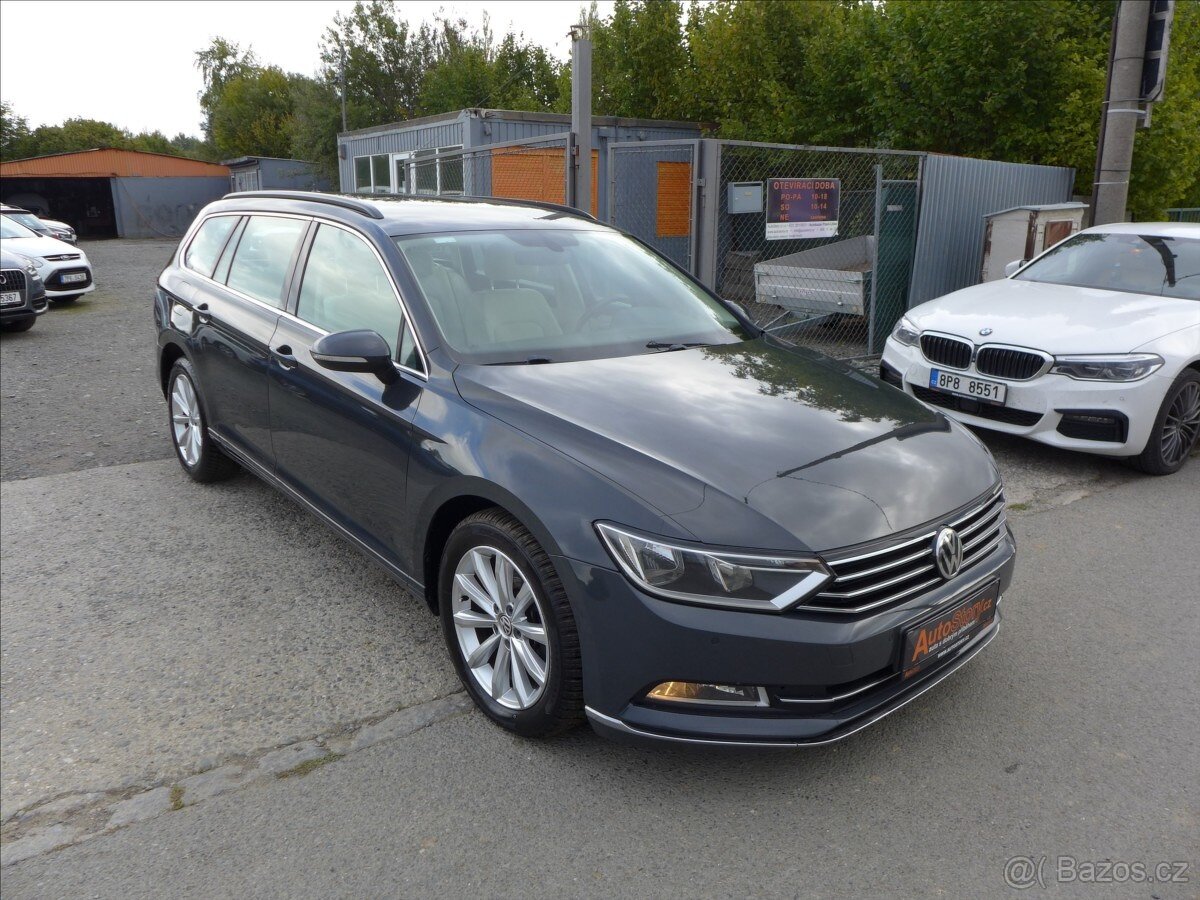 Volkswagen Passat 1,6 TDI COMFORTLINE, NAVI - 2