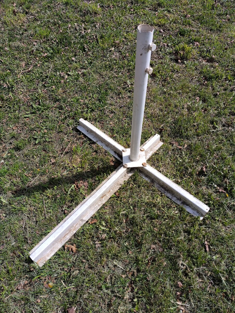 Stojan na slunečník - 2