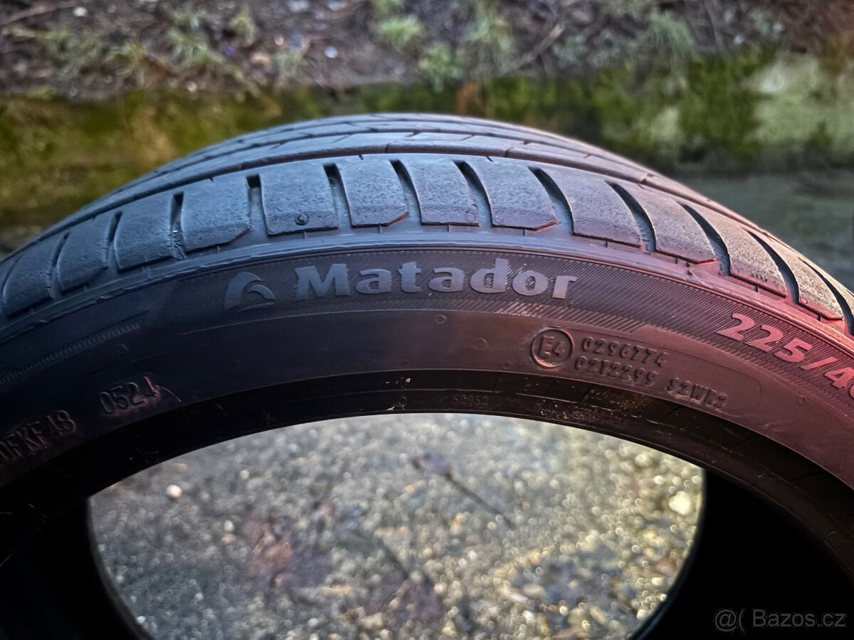 Náhradní dily bmw e90 330d - 2