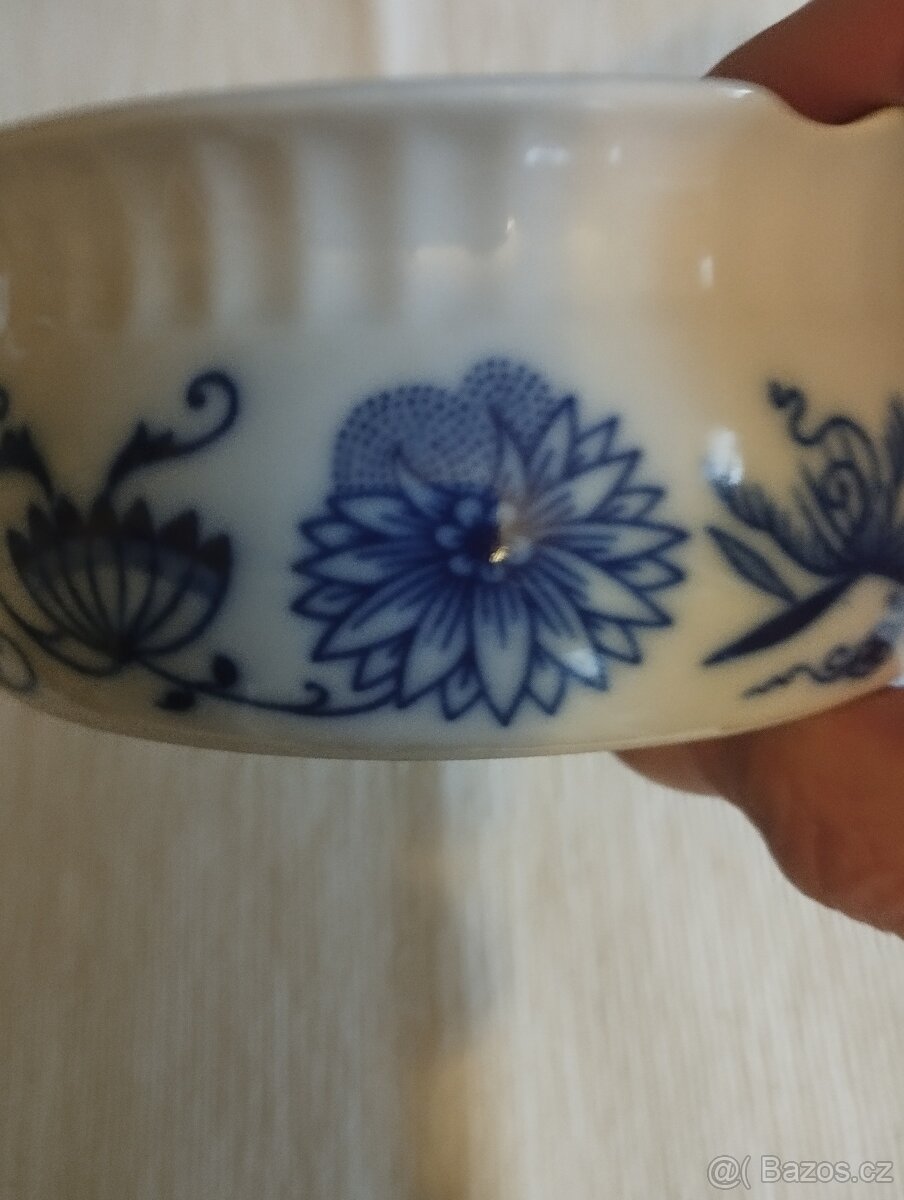 Cibulákový popelník - 2