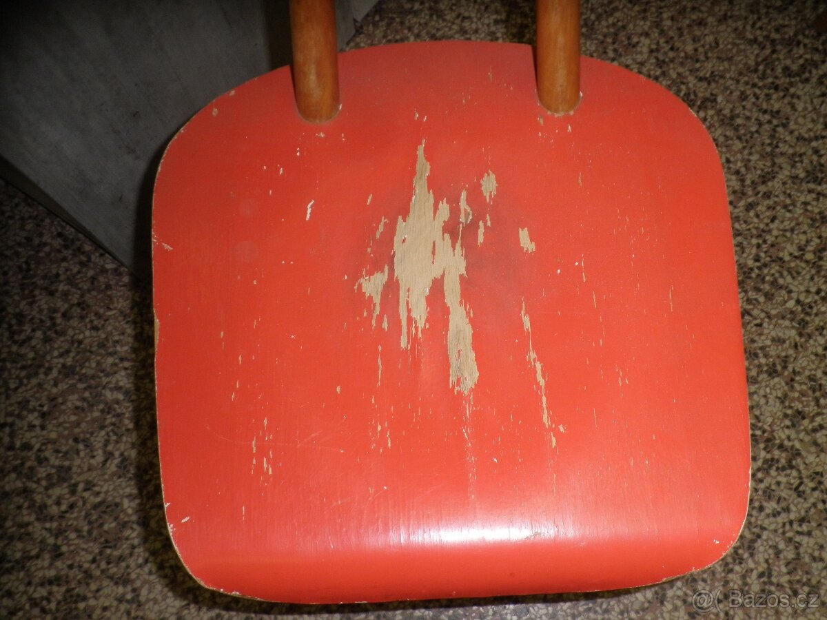 Stará barevná židle TON - 2