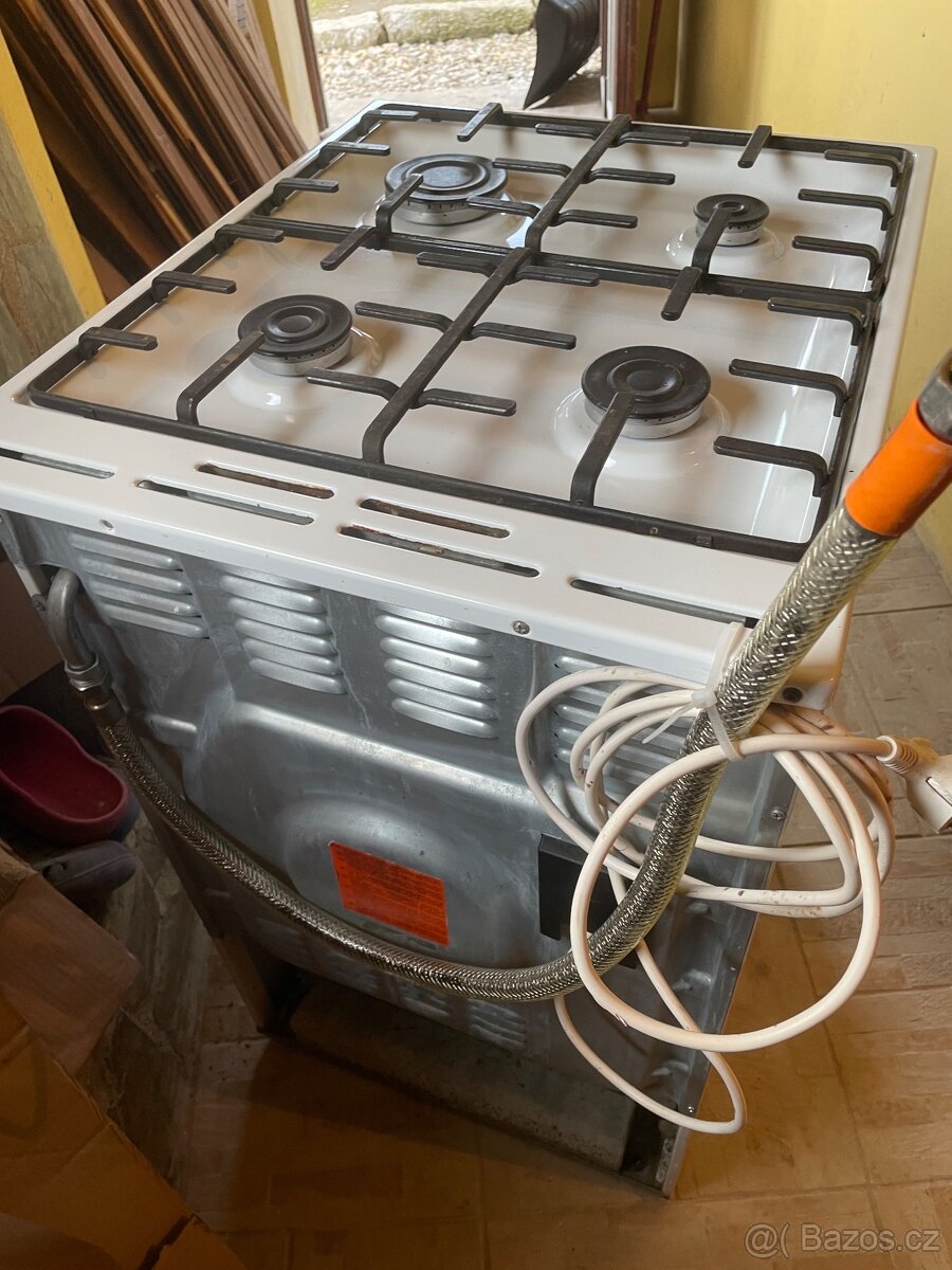 Plynový sporák Mora - 2