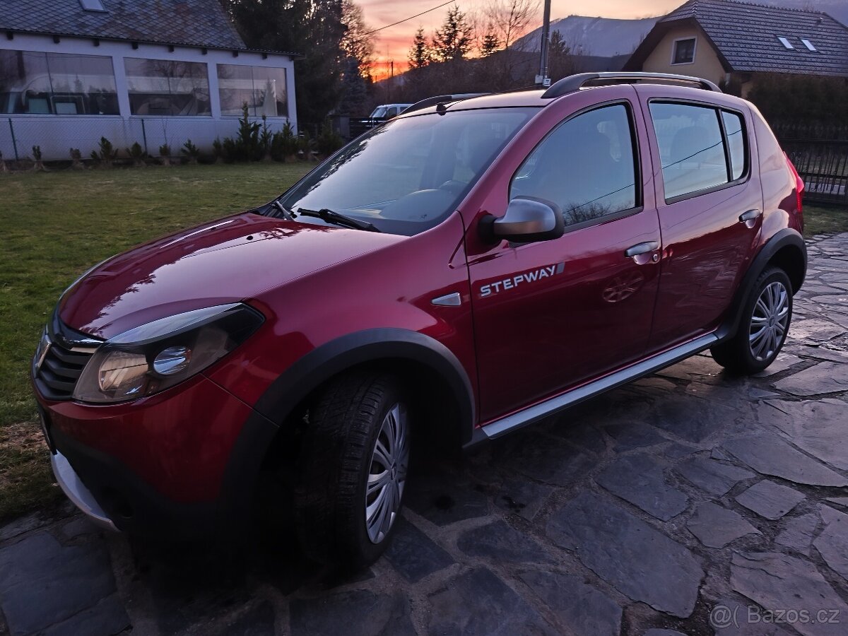 DACIA SANDERO STEPWAY 1,6 kw - 2