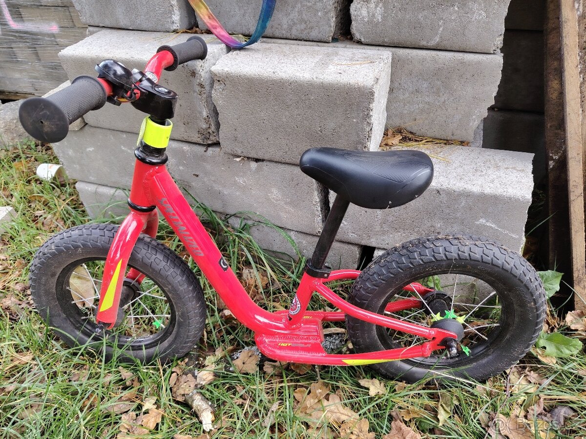 Odrážedlo Specialized - 2