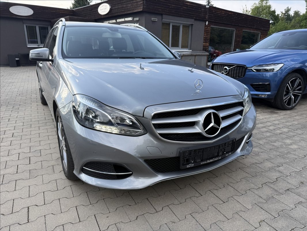 Mercedes-Benz Třídy E E 300de Hybrid Vzduch 2014 - 2